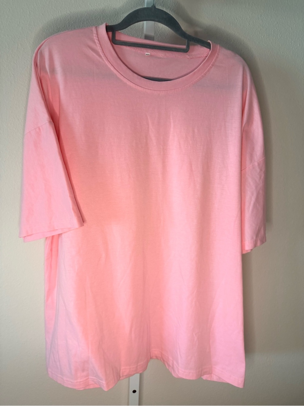 Classic Men's Crewneck T-Shirt - Pink